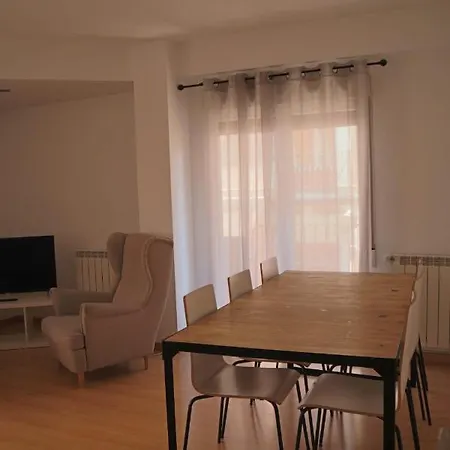 Az El Balcon De Atares Apartment Zaragoza