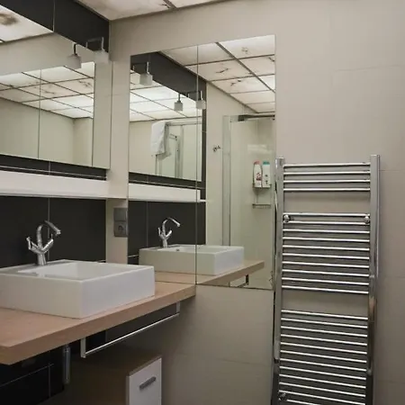 Az El Balcon De Atares Apartment Zaragoza