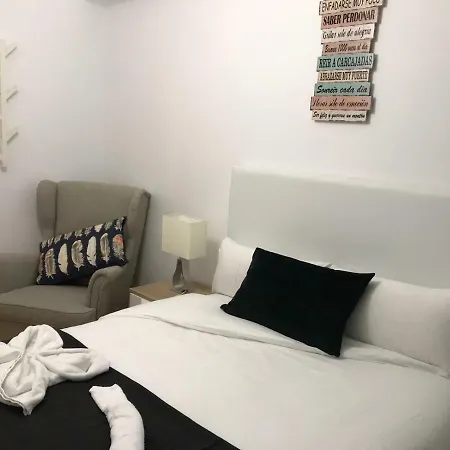 Az El Balcon De Atares Apartment *