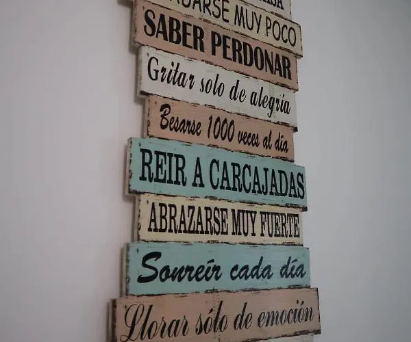 Az El Balcon De Atares Daire *